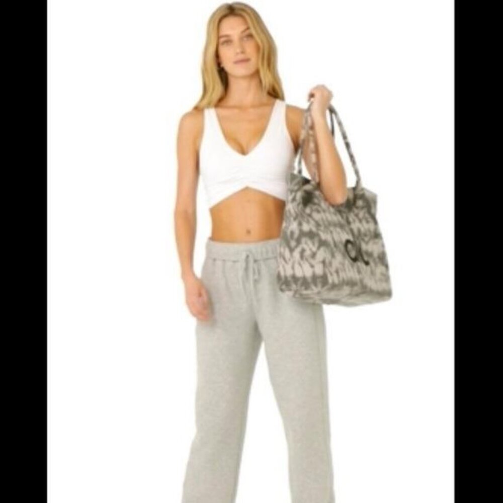 Iconic Shopper Tote , Grey tie-dye pattern Tota Pilates & Yoga Bag ALO Yoga Nwt - Picture 5 of 7